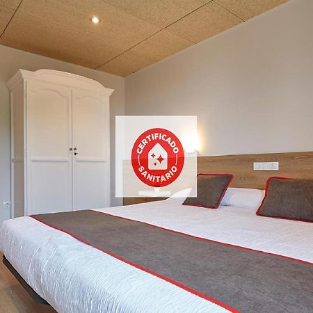 Hostal Nobadis Cervera  Exterior photo